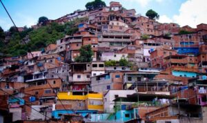 Douglas Rico anunció despliegue policial en El Valle y la Cota 905