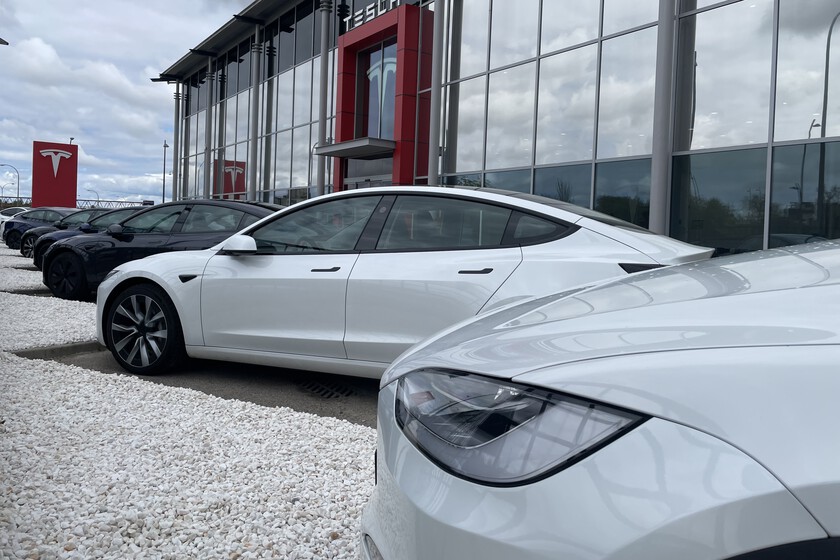 Cada-mes-que-pasa-el-descalabro-de-Tesla-es-mayor.jpeg