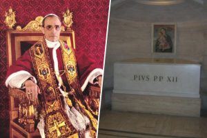 Hace-67-anos-el-Papa-Pio-XII-protagonizo-el-adios.jpeg