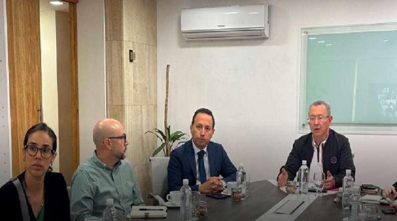 Venezuela presenta proyecto Agroalba ante representantes diplomáticos